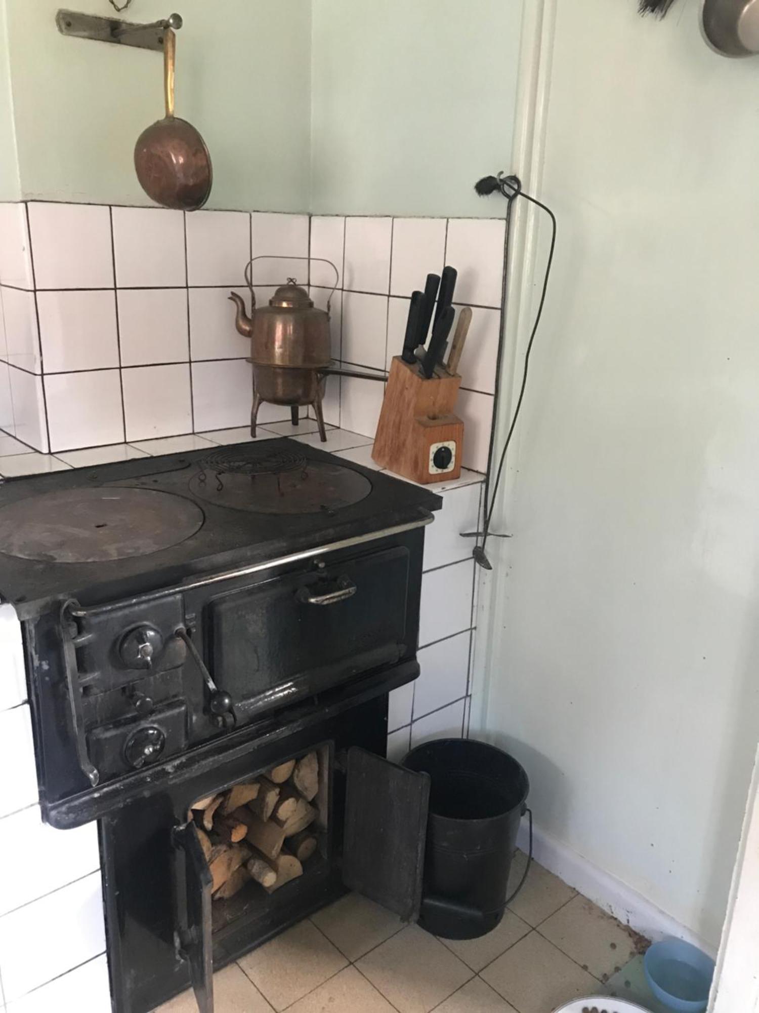 Strömstad Charmigt Aeldre Hus, Laddbox 22 Kw, 5 Bil-Minuter Till Bad מראה חיצוני תמונה
